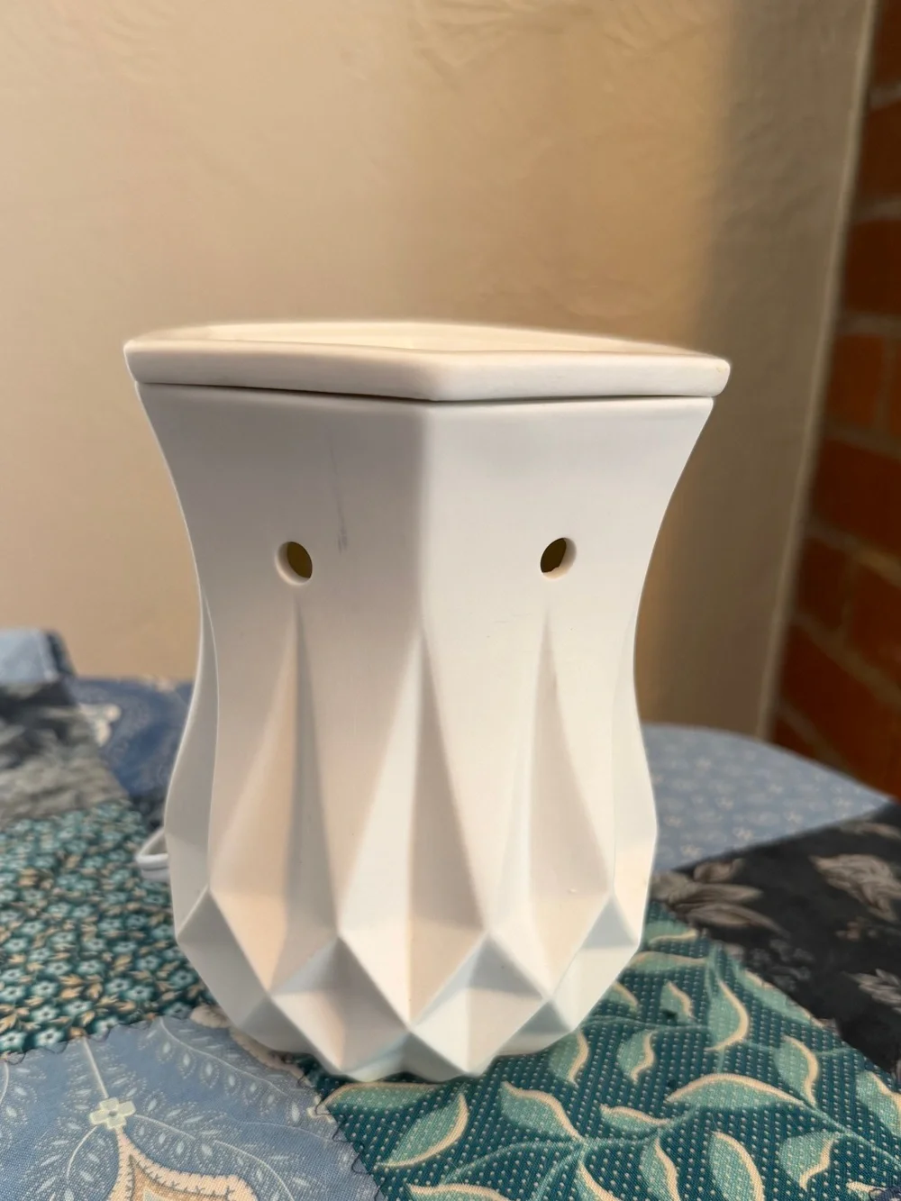 ✨ Scentsy Alabaster Full-Size Warmer